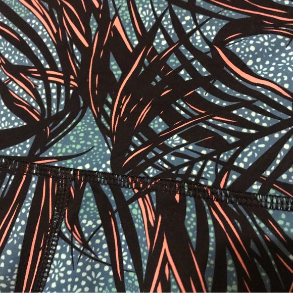 Lululemon inspire full length leggings - Picture 2 of 3